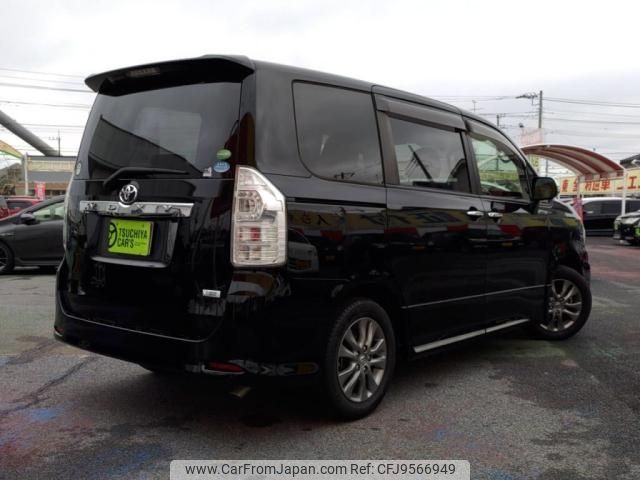 toyota voxy 2013 -TOYOTA--Voxy DBA-ZRR70W--ZRR70-0587031---TOYOTA--Voxy DBA-ZRR70W--ZRR70-0587031- image 2