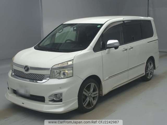 2013 Toyota Voxy DBA-ZRR70W - Car Price $4,872