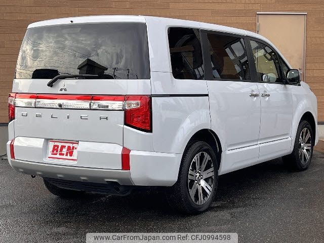 mitsubishi delica-d5 2024 CFJ0994598 image 2