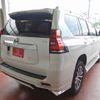 toyota land-cruiser-prado 2020 24410404 image 6