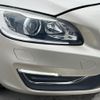 volvo v60 2017 CFJ1796744 image 16
