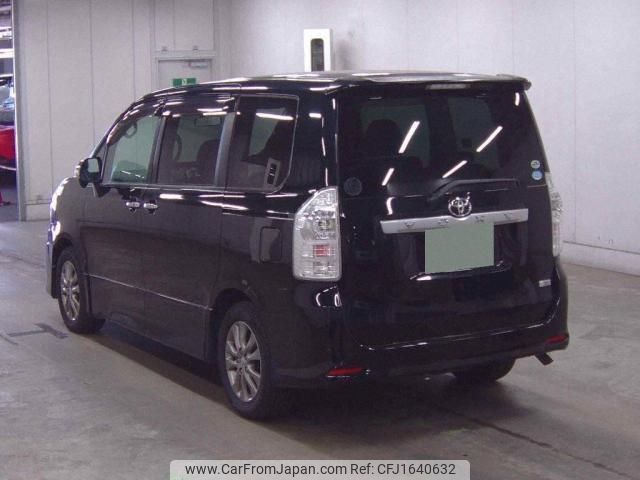 toyota voxy 2010 CFJ1640632 image 2