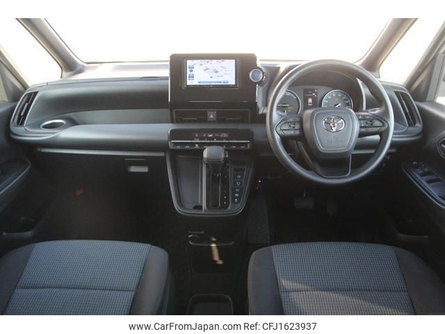 toyota noah 2023 CFJ1623937 image 2