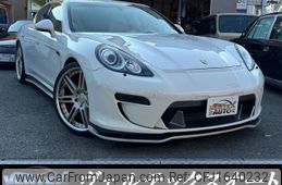 porsche panamera 2011 CFJ1640232