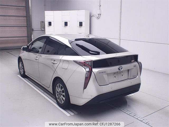 toyota prius 2018 -TOYOTA--Prius ZVW55-8061851---TOYOTA--Prius ZVW55-8061851- image 2