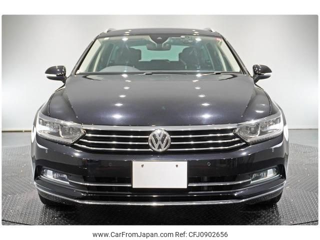 volkswagen passat-variant 2018 quick_quick_LDA-3CDFC_WVWZZZ3CZJE134286 image 2