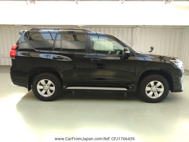 toyota land-cruiser-prado 2020 CFJ1766439 image 2