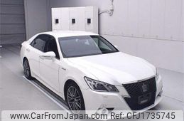 toyota crown 2013 CFJ1735745