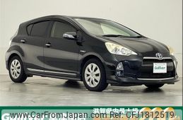 toyota aqua 2012 CFJ1812519