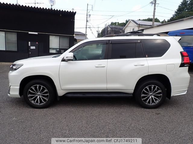 toyota land-cruiser-prado 2021 CFJ1749211 image 2