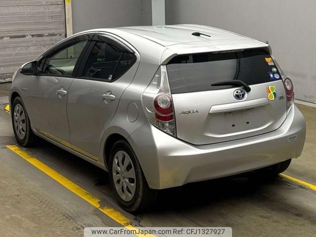 toyota aqua 2013 quick_quick_DAA-NHP10_NHP10-6222284 image 2