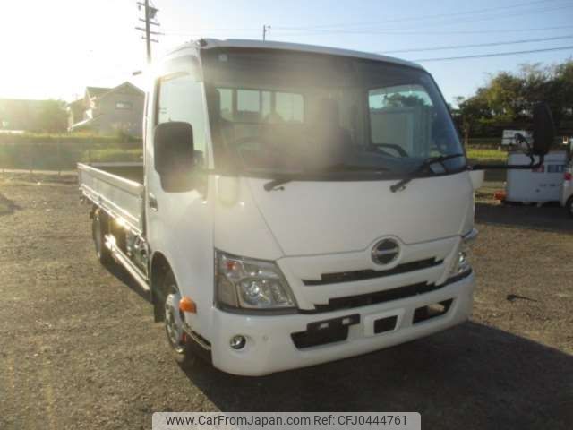 hino dutro 2019 -HINO--Hino Dutoro 2RG-XZU710M--XZU710M-0029137---HINO--Hino Dutoro 2RG-XZU710M--XZU710M-0029137- image 1