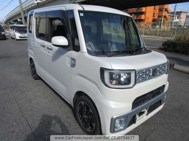 daihatsu wake 2015 -DAIHATSU 【三河 581】--WAKE DBA-LA700S--LA700S-0024618---DAIHATSU 【三河 581】--WAKE DBA-LA700S--LA700S-0024618- image 1