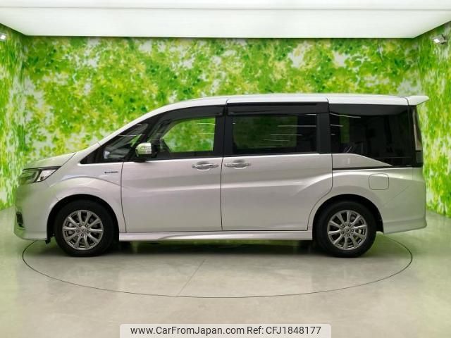 honda stepwagon 2018 CFJ1848177 image 2