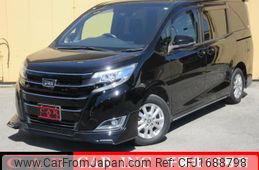 toyota noah 2017 CFJ1688798