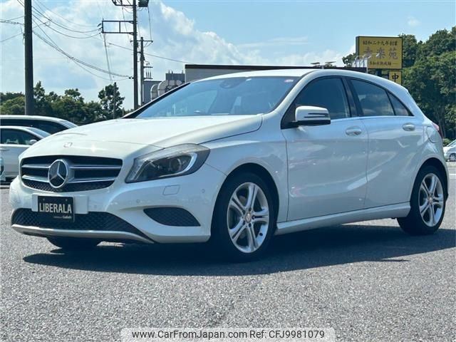 mercedes-benz a-class 2014 -MERCEDES-BENZ--Benz A Class DBA-176042--WDD1760422V009640---MERCEDES-BENZ--Benz A Class DBA-176042--WDD1760422V009640- image 1