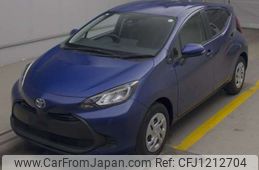toyota aqua 2024 -TOYOTA--AQUA 6AA-MXPK11--MXPK11-2211850---TOYOTA--AQUA 6AA-MXPK11--MXPK11-2211850-