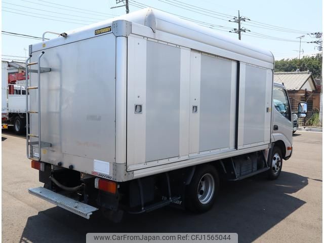 hino dutro 2017 CFJ1565044 image 2