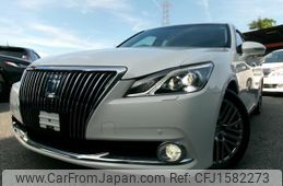 toyota crown-majesta 2015 CFJ1582273
