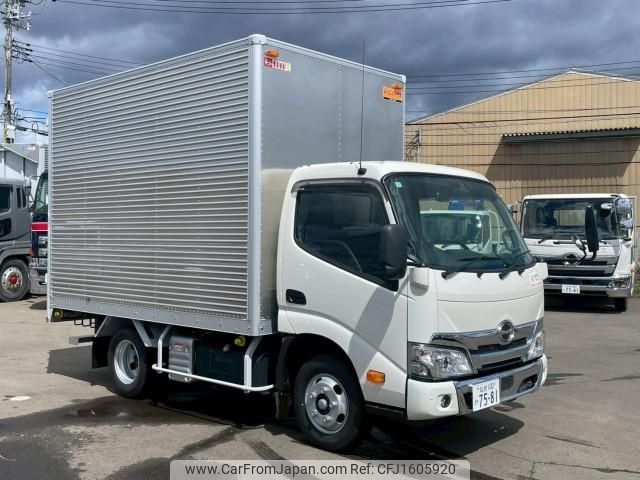 hino dutro 2024 CFJ1605920 image 2