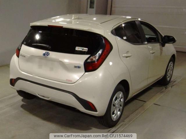 toyota aqua 2021 CFJ1574469 image 2