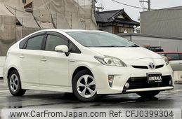 toyota prius 2014 -TOYOTA--Prius DAA-ZVW30--ZVW30-5755681---TOYOTA--Prius DAA-ZVW30--ZVW30-5755681-