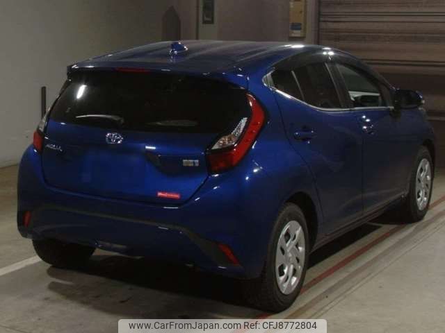 toyota aqua 2022 -TOYOTA--AQUA 6AA-MXPK11--MXPK11-2059836---TOYOTA--AQUA 6AA-MXPK11--MXPK11-2059836- image 2