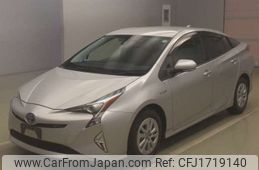 toyota prius 2018 CFJ1719140