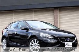 volvo v40 2013 -VOLVO--Volvo V40 MB4164T--E2115651---VOLVO--Volvo V40 MB4164T--E2115651-