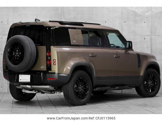 land-rover defender 2023 quick_quick_3CA-LE72WAB_SALEA7AW6P2170384 image 2