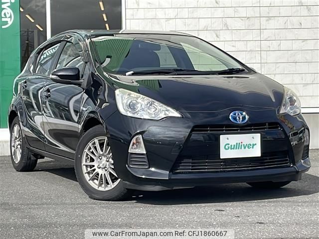 toyota aqua 2014 CFJ1860667 image 1