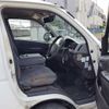 toyota hiace-van 2009 20210836 image 7