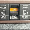 toyota esquire 2018 CFJ1624125 image 5