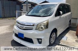toyota noah 2011 -TOYOTA--Noah DBA-ZRR70W--ZRR70-0353477---TOYOTA--Noah DBA-ZRR70W--ZRR70-0353477-