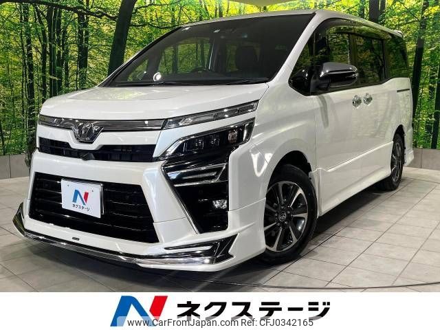 toyota voxy 2019 -TOYOTA--Voxy DBA-ZRR80W--ZRR80-0579243---TOYOTA--Voxy DBA-ZRR80W--ZRR80-0579243- image 1