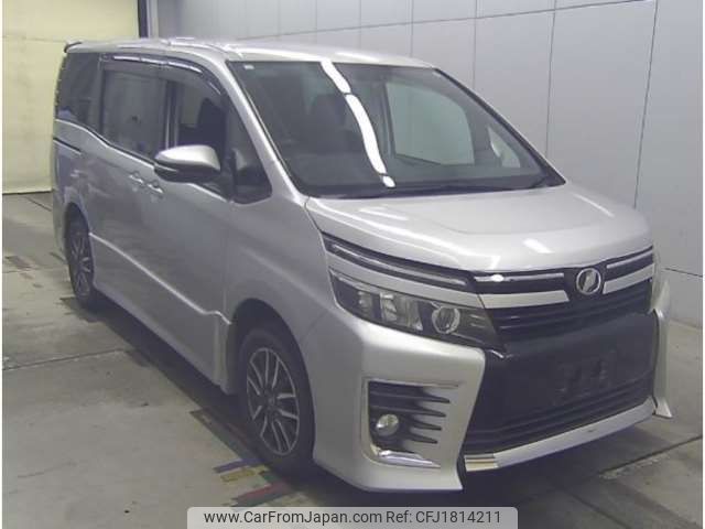 toyota voxy 2014 CFJ1814211 image 1