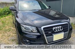 audi q5 2010 -AUDI--Audi Q5 ABA-8RCDNF--WAUZZZ8R8BA001234---AUDI--Audi Q5 ABA-8RCDNF--WAUZZZ8R8BA001234-