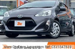 toyota aqua 2016 CFJ1547818