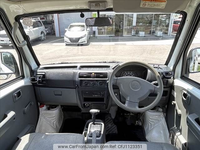 mitsubishi minicab-van 2010 -MITSUBISHI--Minicab Van GBD-U61V--U61V-1405979---MITSUBISHI--Minicab Van GBD-U61V--U61V-1405979- image 2