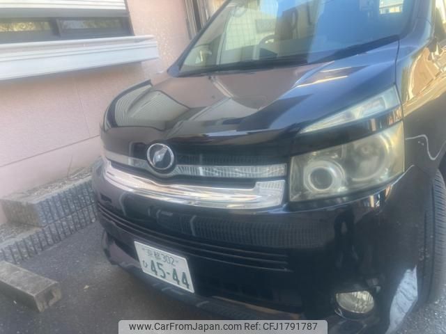 toyota voxy 2007 CFJ1791787 image 1