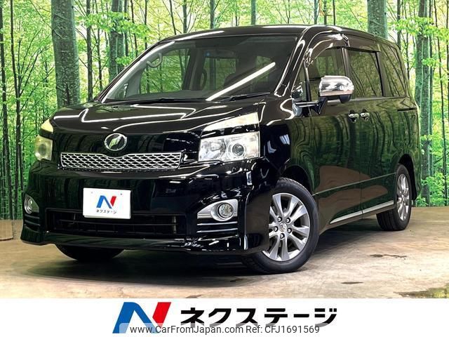 toyota voxy 2012 CFJ1691569 image 1