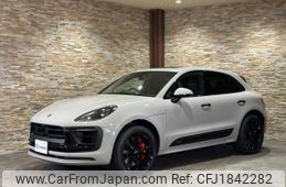 porsche macan 2025 CFJ1842282