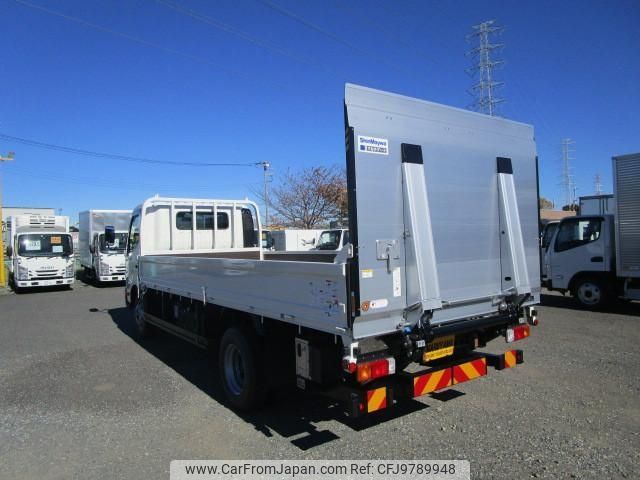 hino dutro 2023 CFJ9789948 image 2