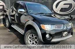 mitsubishi triton 2009 GOO_NET_EXCHANGE_0202417A30240921W002