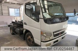 mitsubishi-fuso canter 2005 GOO_NET_EXCHANGE_1300267A30240917W001