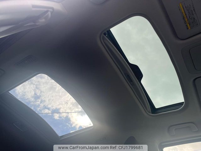 toyota noah 2015 CFJ1799681 image 2