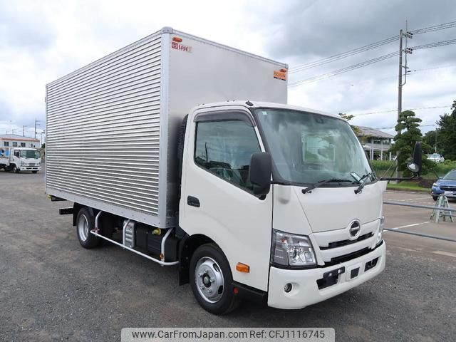 hino dutro 2024 GOO_NET_EXCHANGE_0404266A30250502W004 image 2