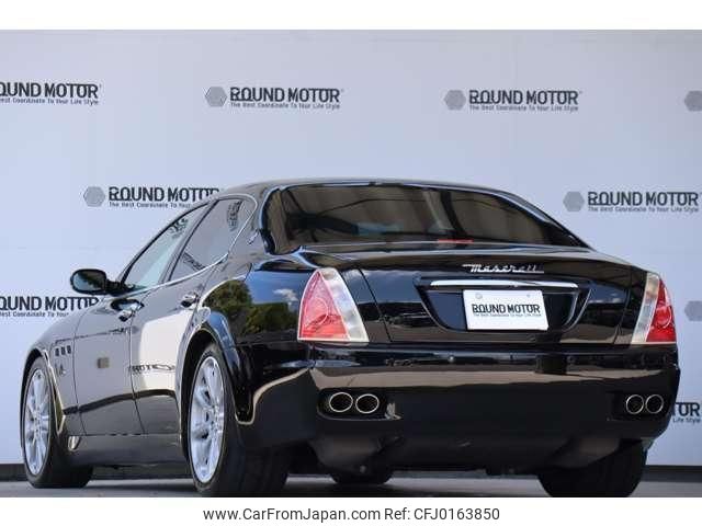 maserati quattroporte 2005 quick_quick_GH-MQP_ZAMCD39J000017450 image 2