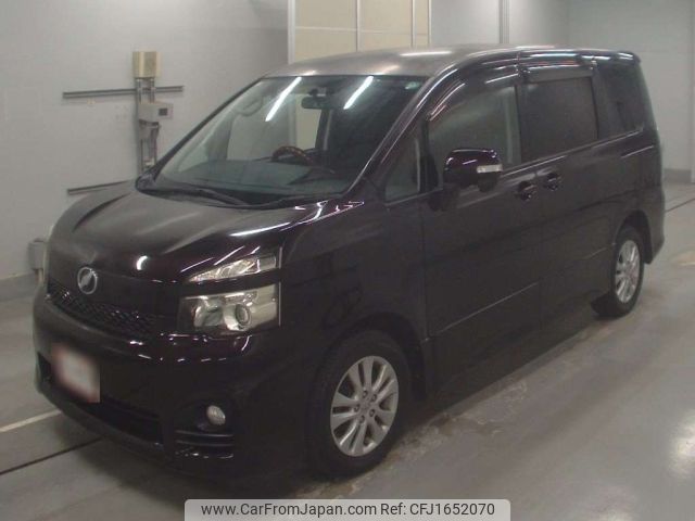 toyota voxy 2010 CFJ1652070 image 1