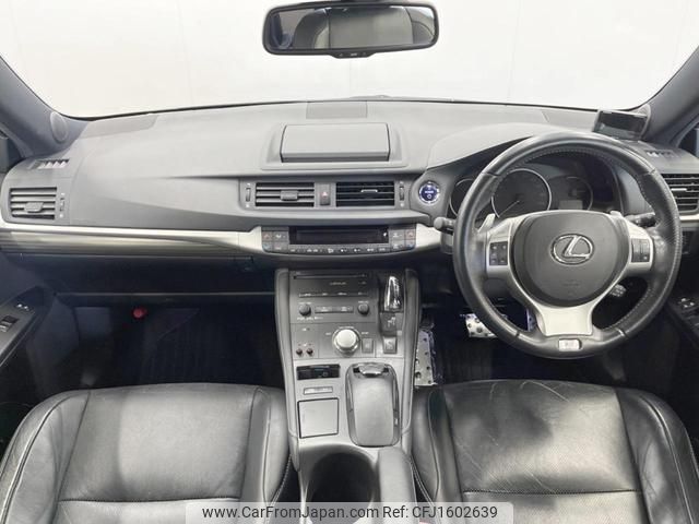 lexus ct 2011 CFJ1602639 image 2